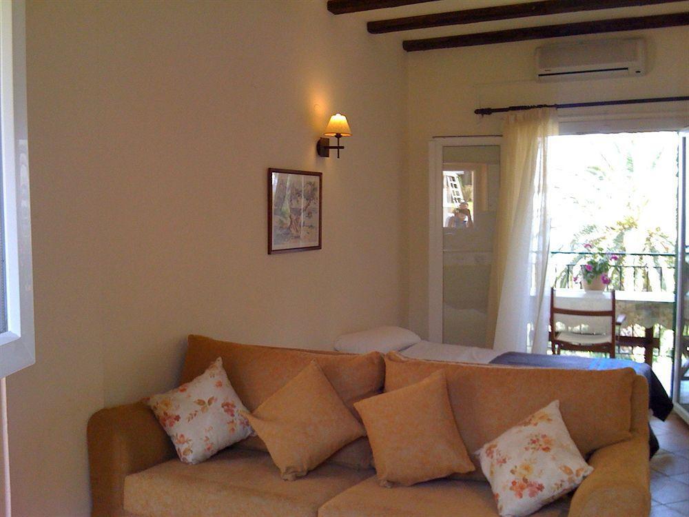Panorama Hideaway Aparthotel Dassia  Exterior photo